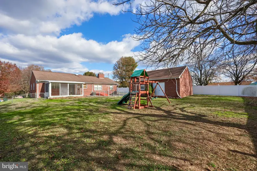 705 Summit Dr, Dallastown, PA 17313 - Image #3