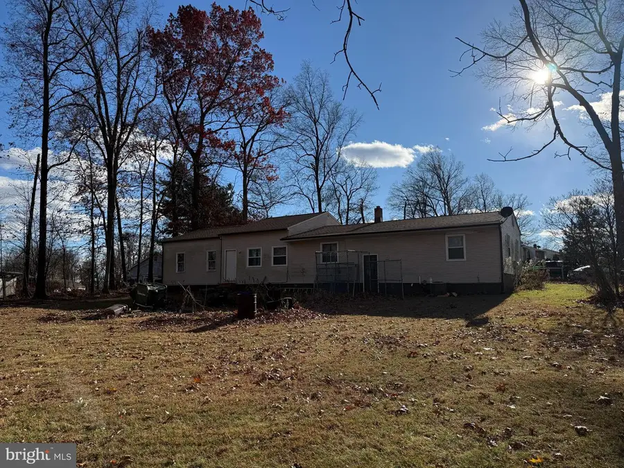 15 Foundry Rd, Shrewsbury, PA 17361 - Image #2