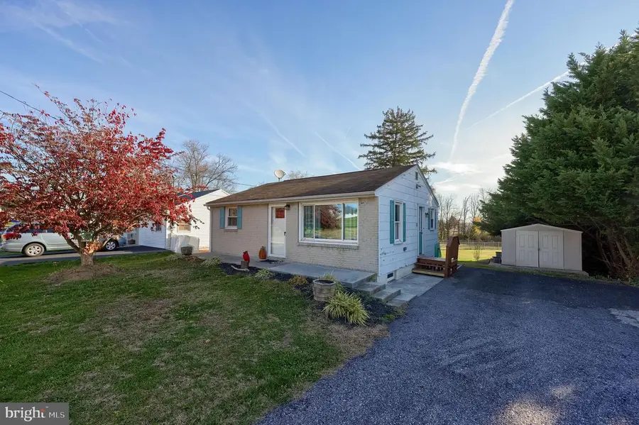 2761 Oakland Rd, Dover, PA 17315 - Image #2
