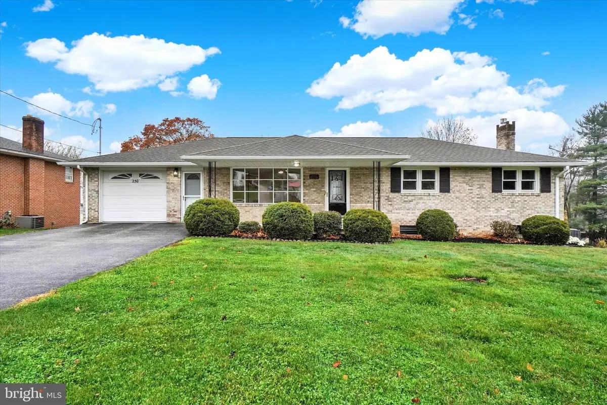 250 N Main St, York, PA 17408 - Image #1