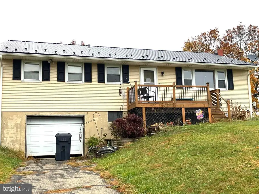 2019 Snyder Rd, Red Lion, PA 17356 - Image #2