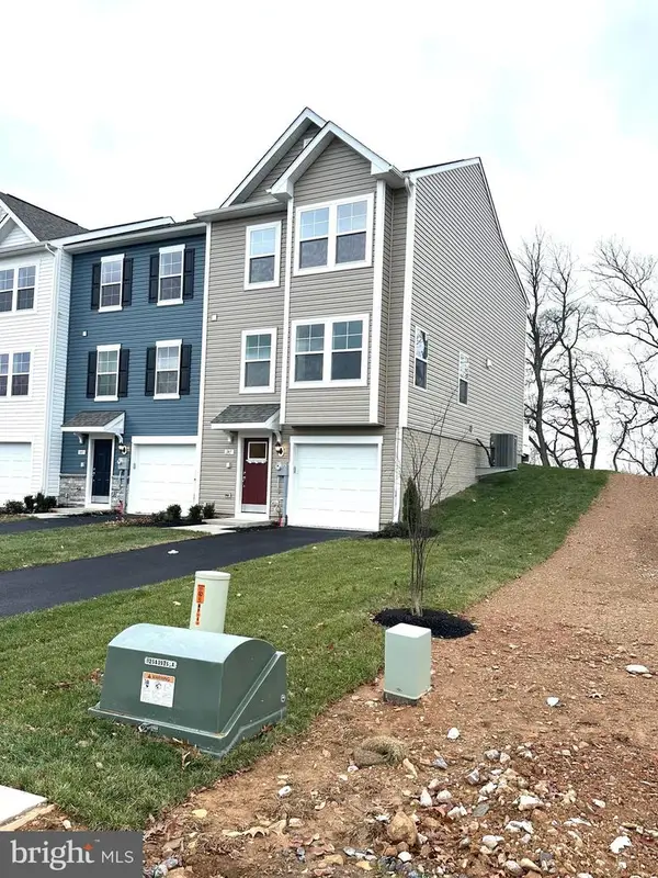 Homesite 305 Homestead Dr, HANOVER, PA 17331