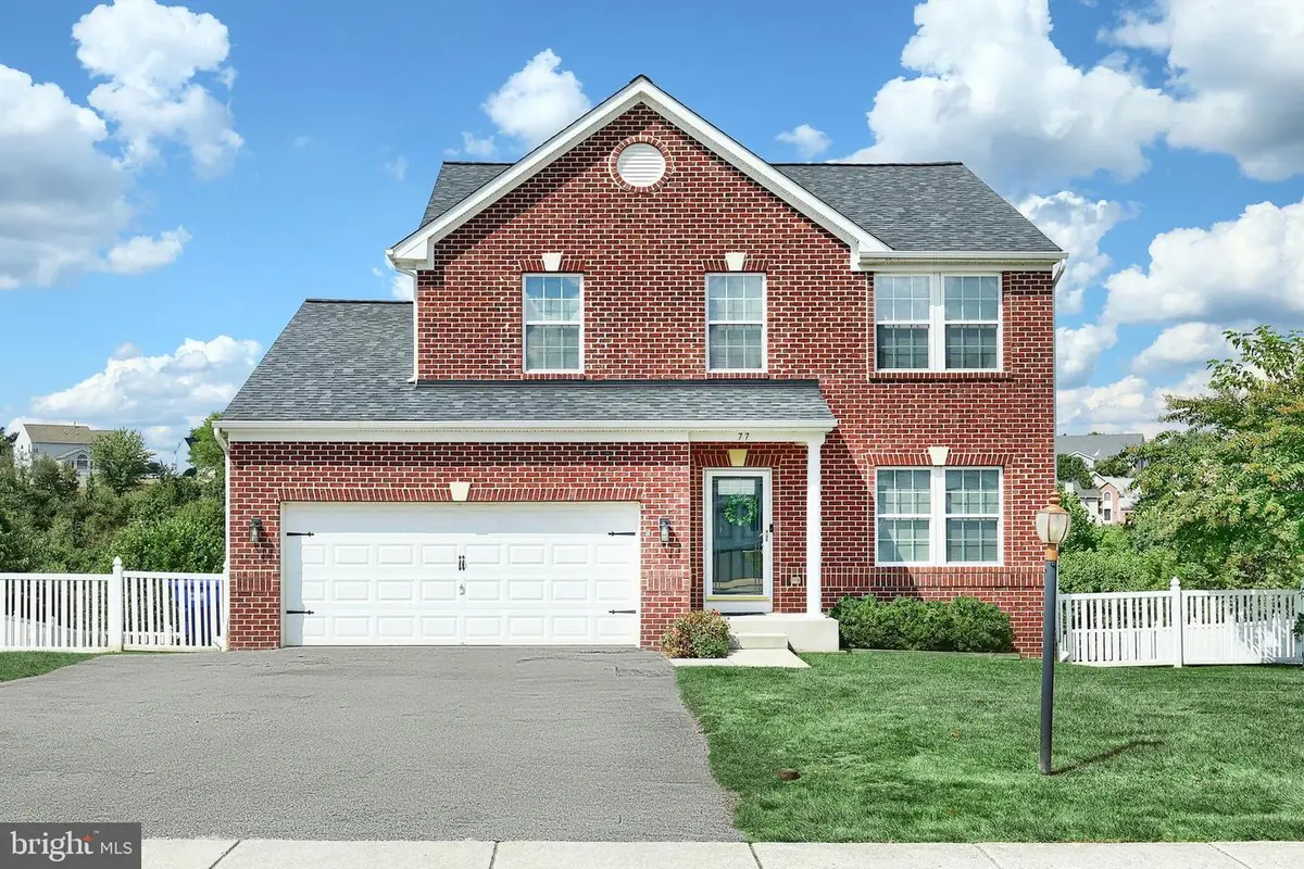 77 Malek Dr, Hanover, PA 17331 - Image #1