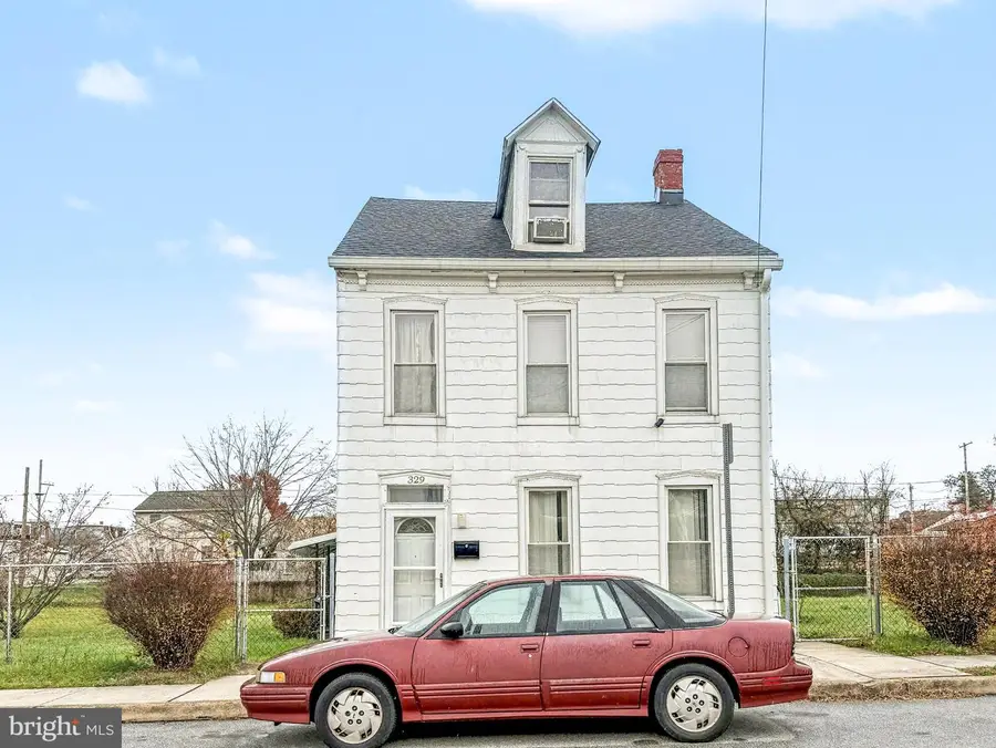 329 Wheatfield St, York, PA 17403 - Image #2