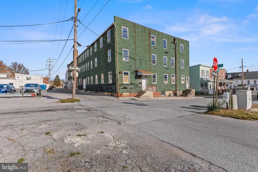 25 Laurel St, York, PA 17404 - Image #2