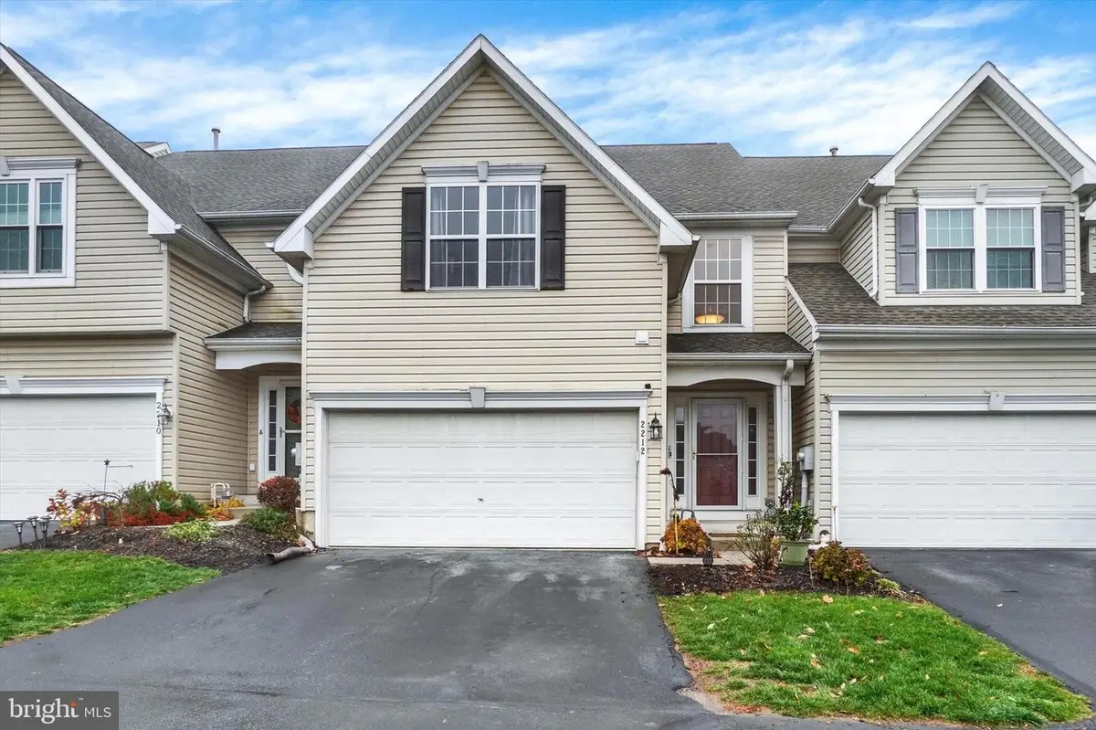 2212 W Slater Hill Ln W #55, York, PA 17406 - Image #1