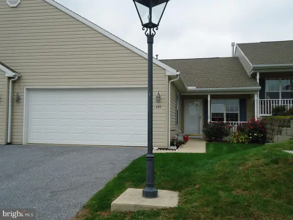 121 Furlong Way #121, RED LION, PA 17356