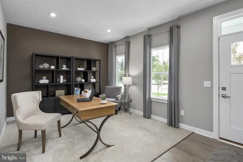 3412 Fox Pointe Ln, York, PA 17404 - Image #2