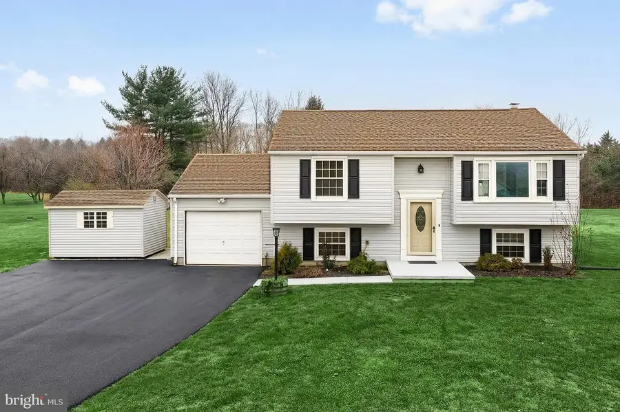 2 Dutton Rd, New Freedom, PA 17349 - Image #2