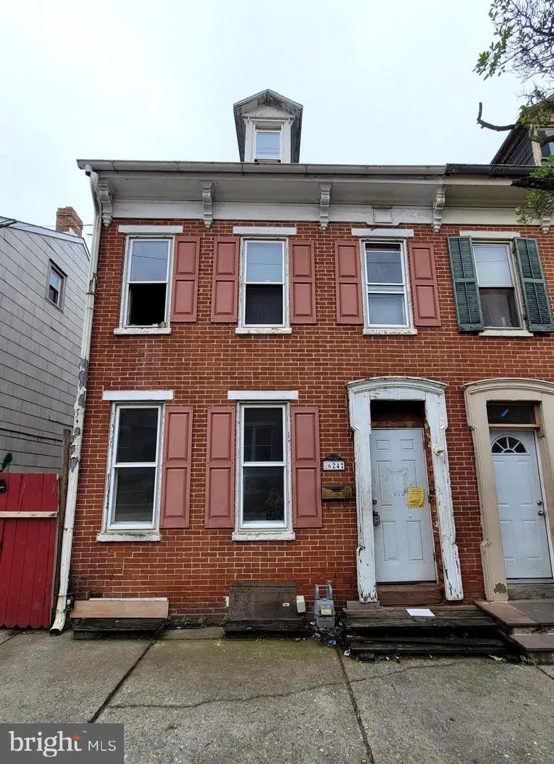 624 E Philadelphia St, York, PA 17403 - Image #1