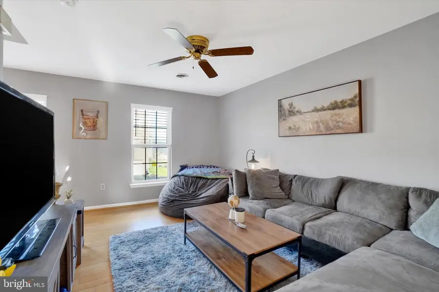 107 Lisa Ln #c107, York, PA 17402 - Image #2