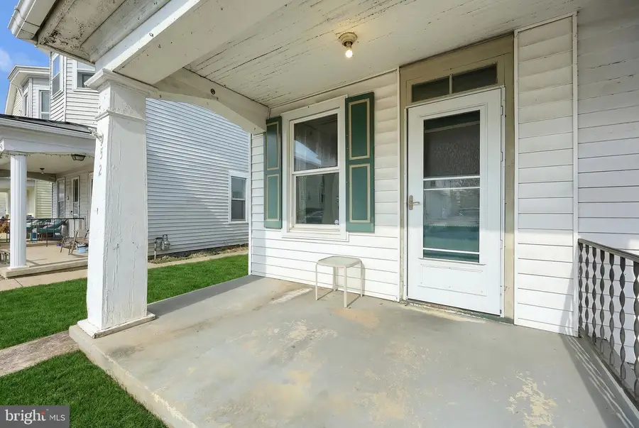 52 S 3rd St, Mount Wolf, PA 17347 - Image #2