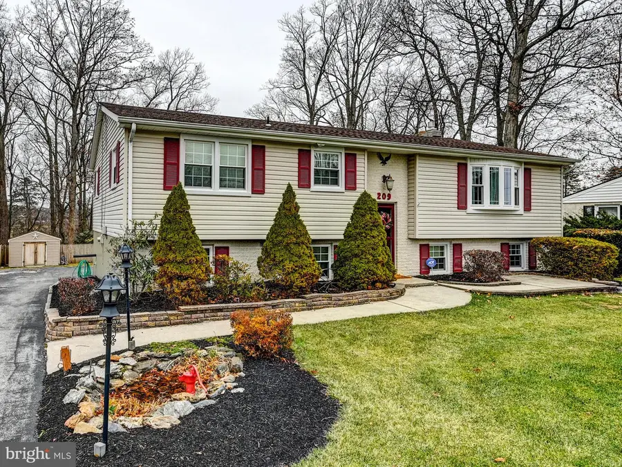 209 Forest Hills Rd, Red Lion, PA 17356 - Image #2
