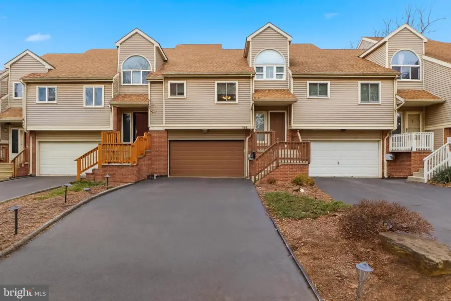 160 Greenleaf Rd, York, PA 17406 - Image #2