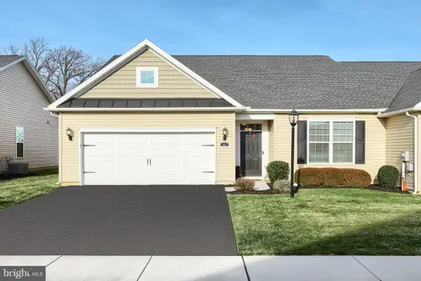 652 Cypress Dr #31, HANOVER, PA 17331