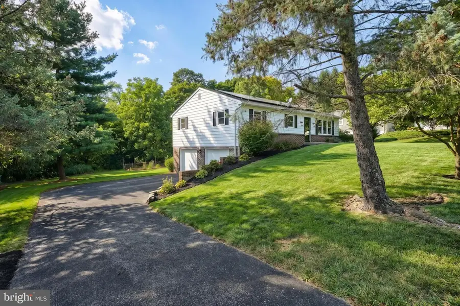 230 Kirsta Ln, Dallastown, PA 17313 - #3