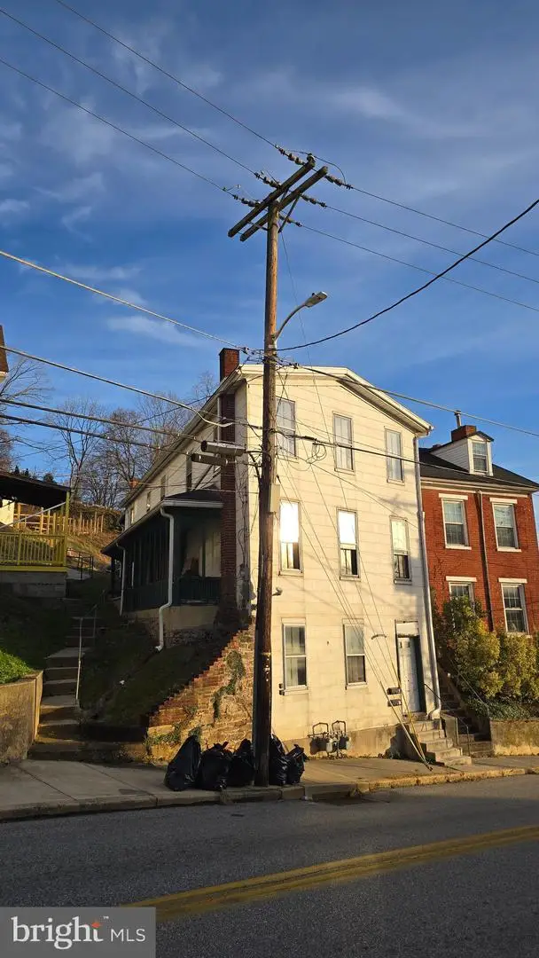 7 Church St, Glen Rock, PA 17327 - Image #3