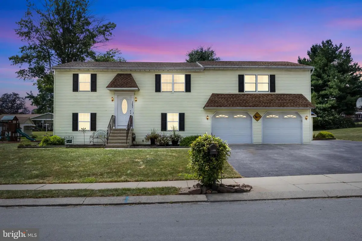 2461 Heather Rd, York, PA 17408 - Image #1