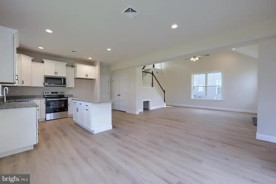 115 Eli Dr, York, PA 17404 - Image #2