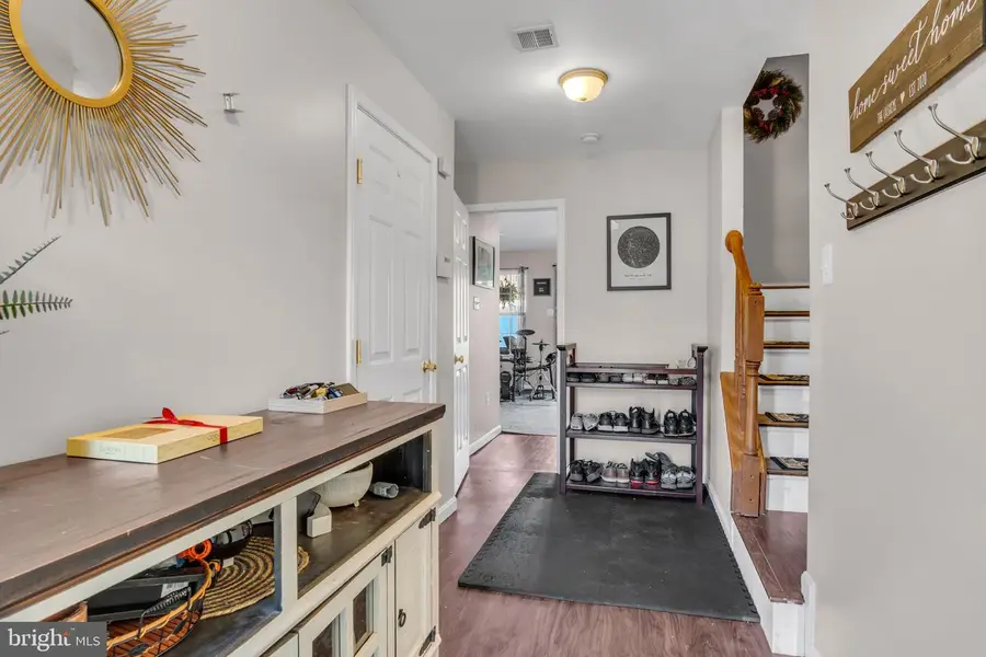 250 Country Ridge Dr, Red Lion, PA 17356 - Image #3