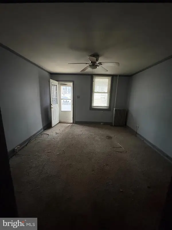 1415 W King St, YORK, PA 17404