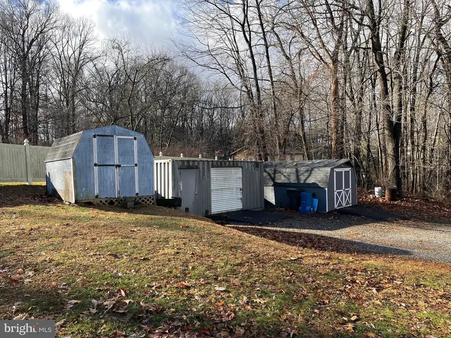 825 Snyder Corner Rd, Red Lion, PA 17356 - Image #3