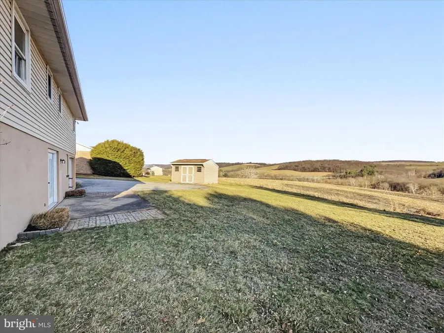 18 Logan Heights Rd, York, PA 17403 - #2