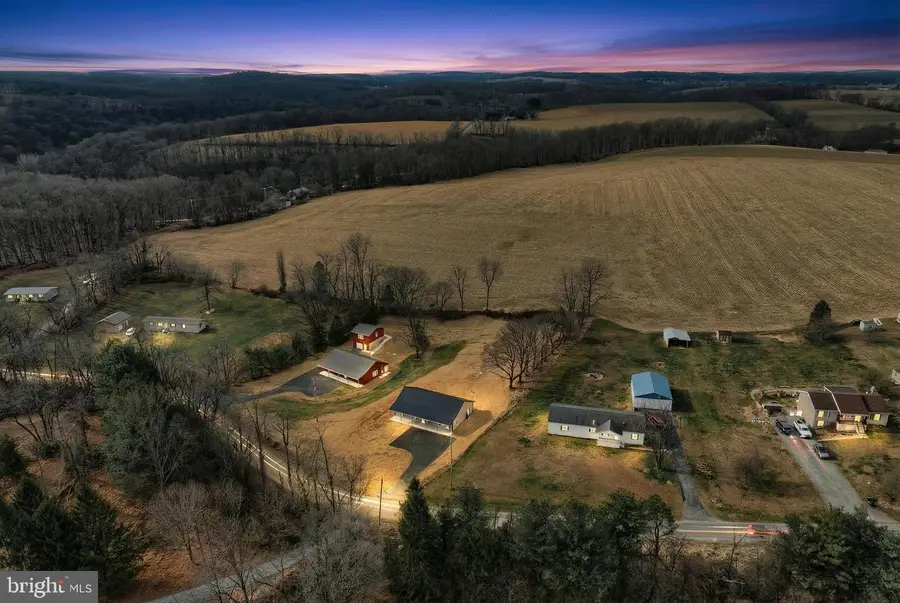 10620 Enfield Rd, Felton, PA 17322 - Image #2