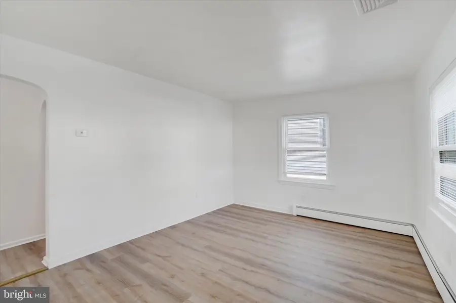 1116 W College Ave, York, PA 17404 - Image #3