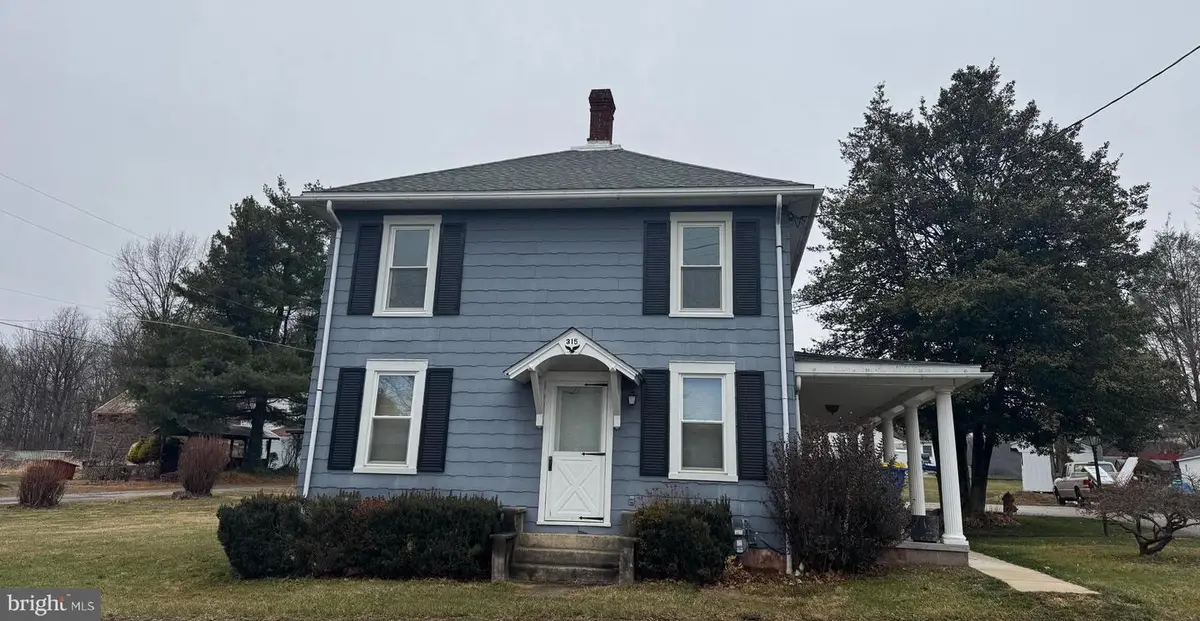 315 W Railroad Ave, Shrewsbury, PA 17361 - Image #1