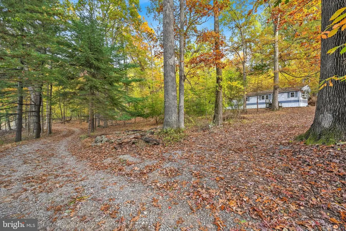 4918 Greenwood Ln, Spring Grove, PA 17362 - Image #1