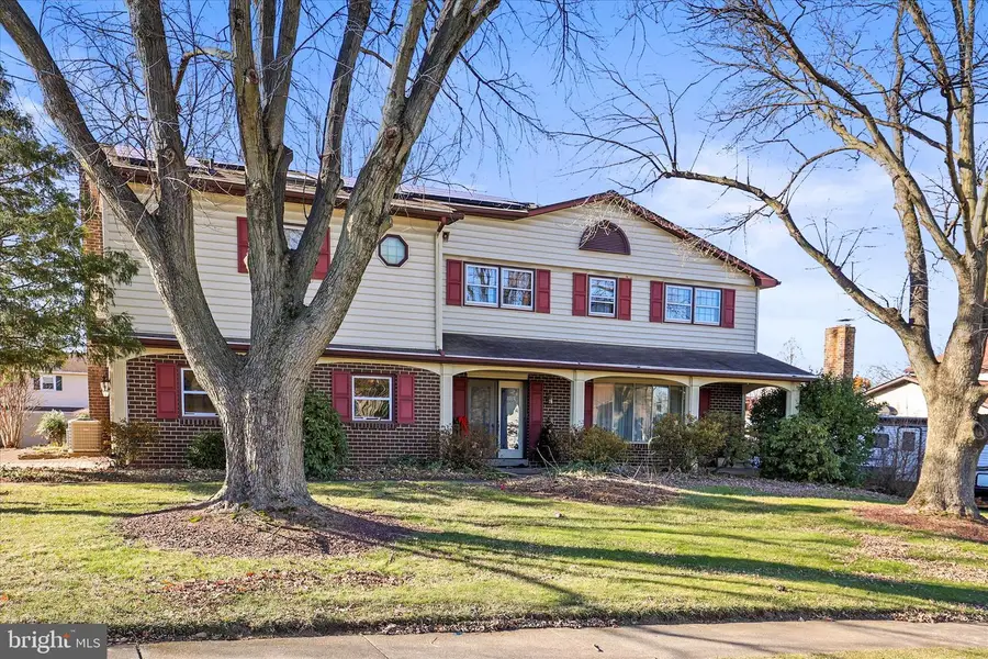 930 Hickory Hill Ln, York, PA 17402 - Image #3