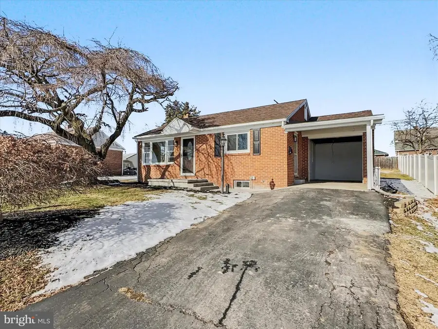 4019 Wolfs Church Rd, York, PA 17408 - Image #2