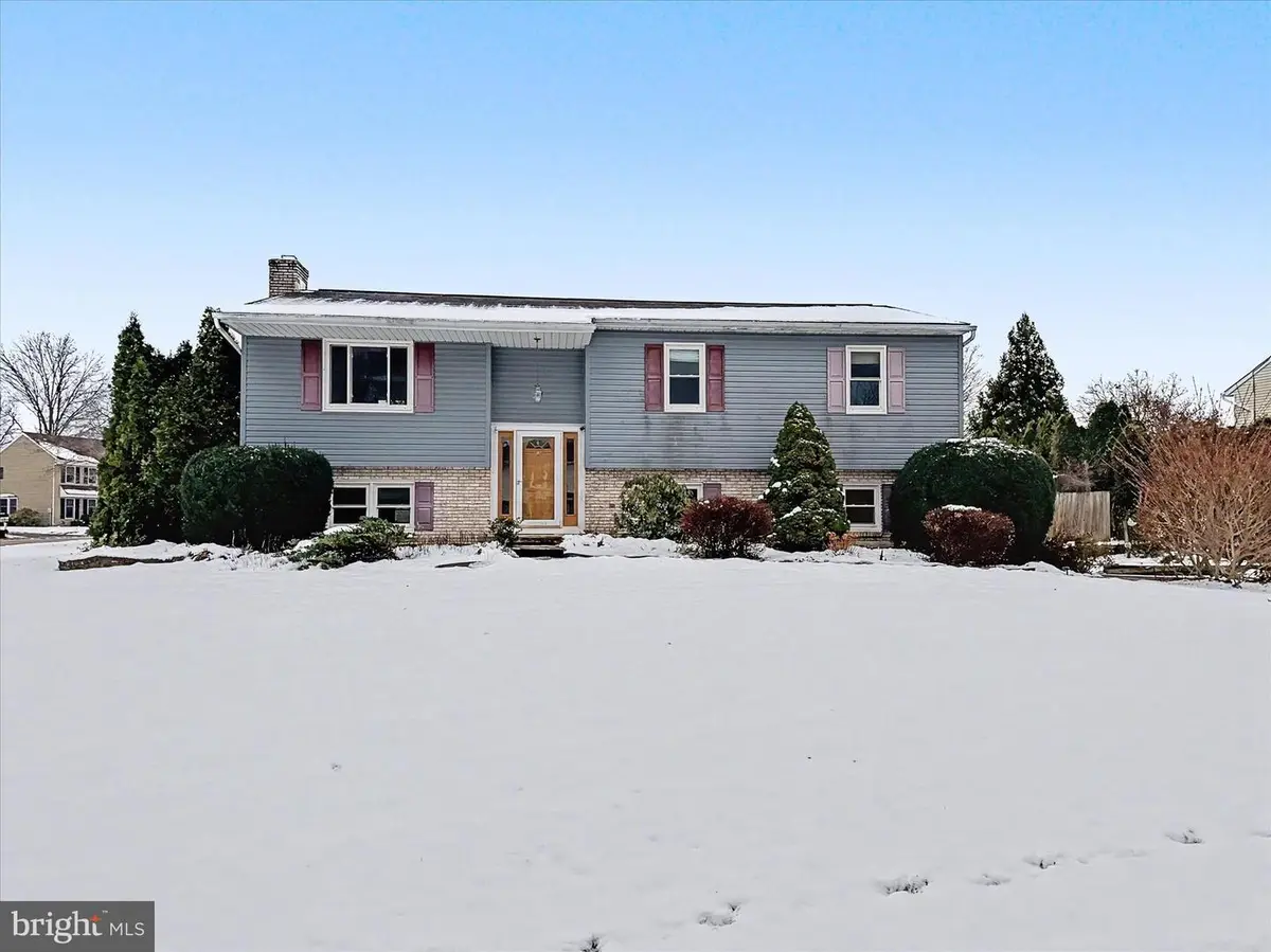 2975 Cypress Rd S, Dover, PA 17315 - Image #1