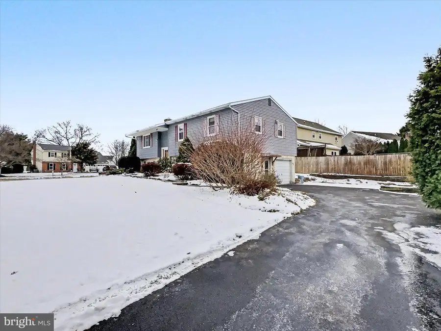 2975 Cypress Rd S, Dover, PA 17315 - Image #2