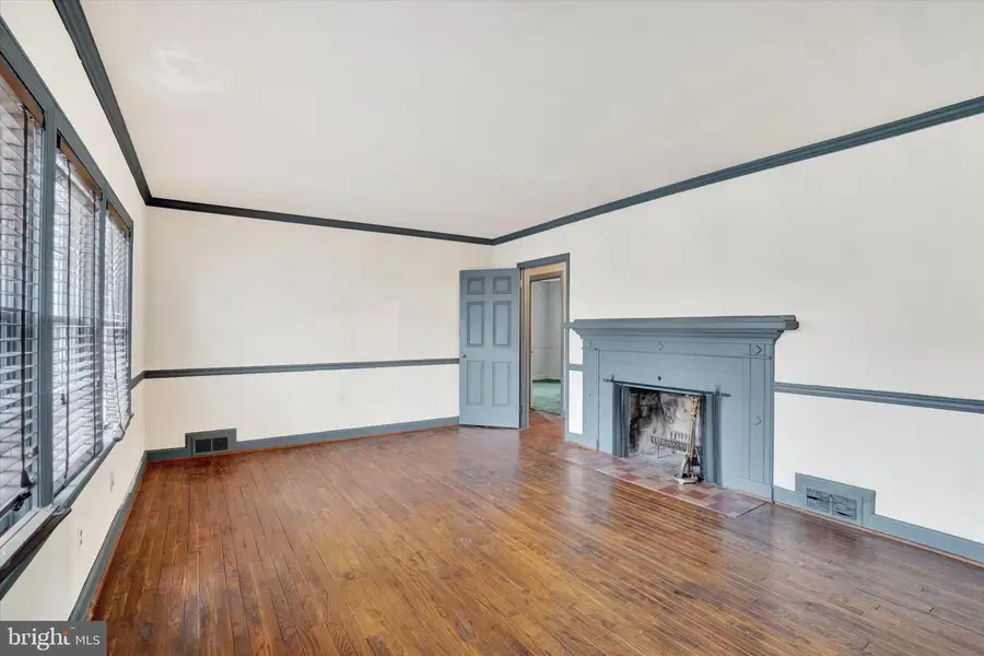 22 Ridgeway Dr, York, PA 17404 - Image #2