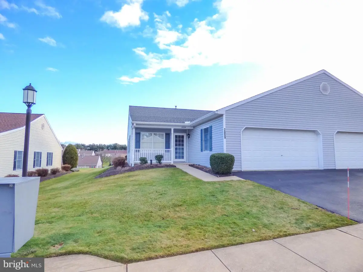 2059 Faversham Way #2059, York, PA 17402 - Image #1