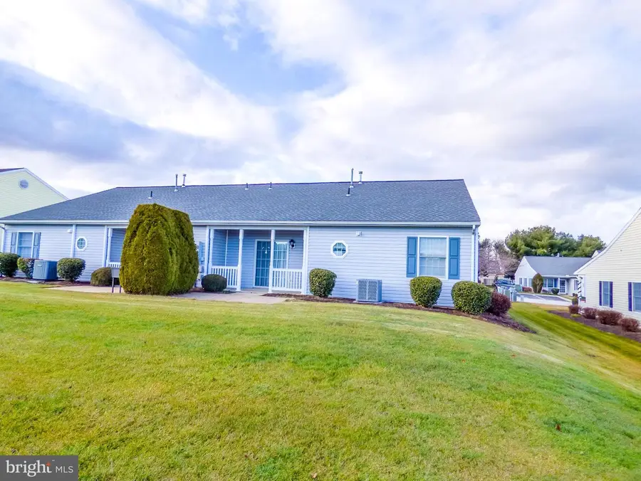 2059 Faversham Way #2059, York, PA 17402 - Image #2