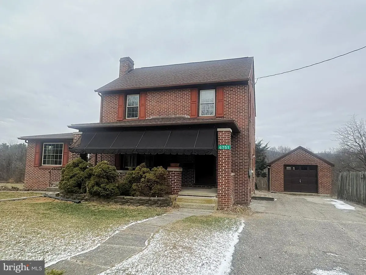 6751 York Rd, Spring Grove, PA 17362 - Image #1