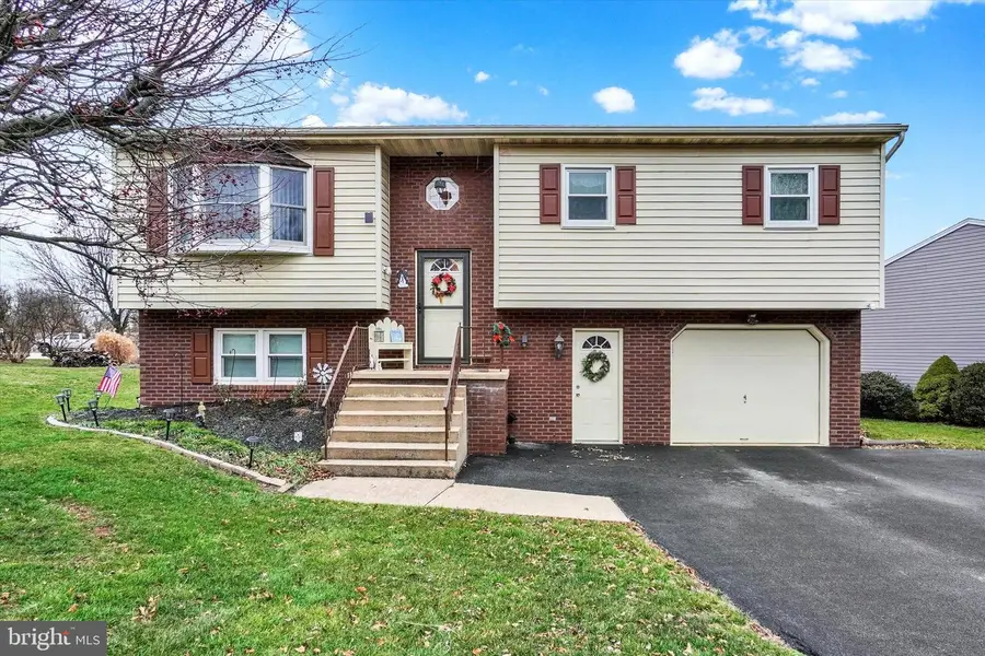 2545 Onyx Rd, York, PA 17408 - Image #2