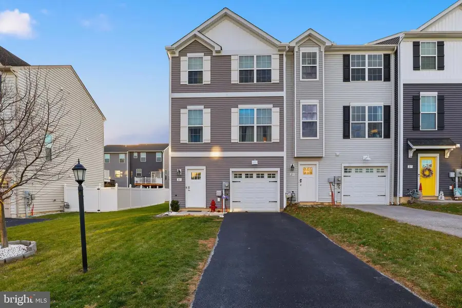 31 S Center St, Hanover, PA 17331 - #2