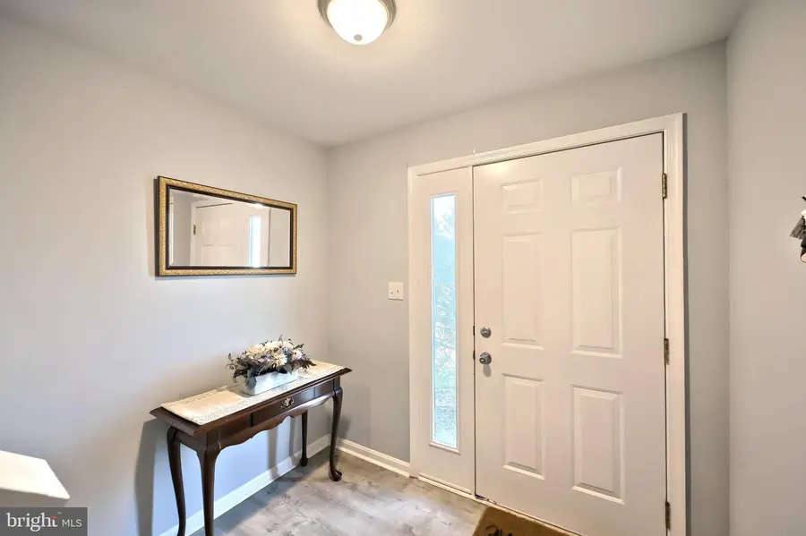 440 Fisher Dr, York, PA 17404 - #3