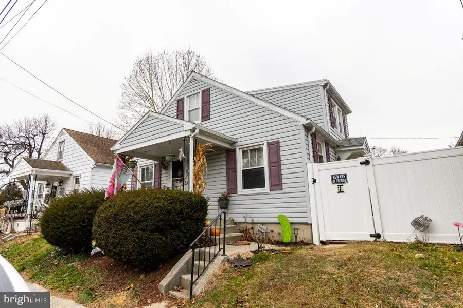 62 Mckinley Ave, Hanover, PA 17331 - Image #2