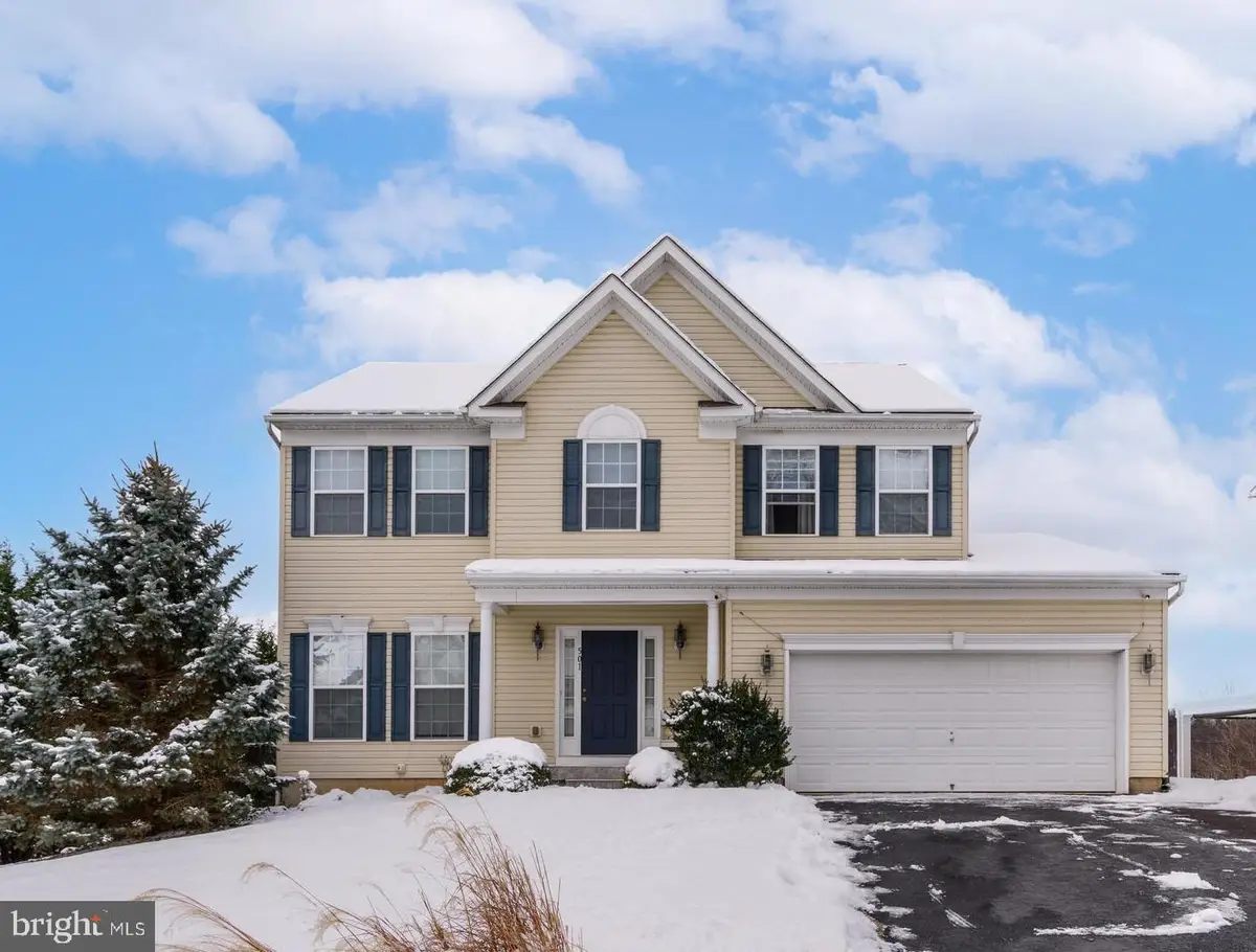 501 Sandpiper Ln, New Cumberland, PA 17070 - Image #1