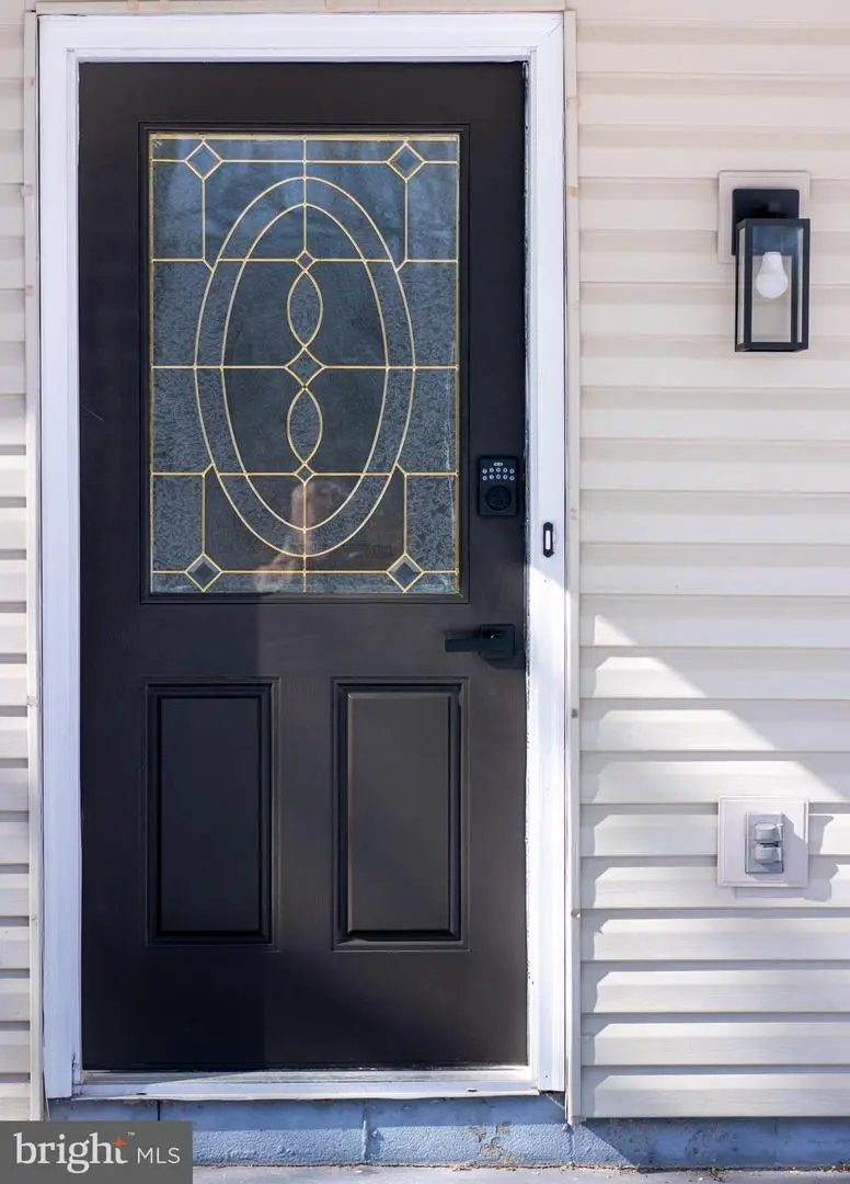 6152 Pigeon Hill Rd, Spring Grove, PA 17362 - #2