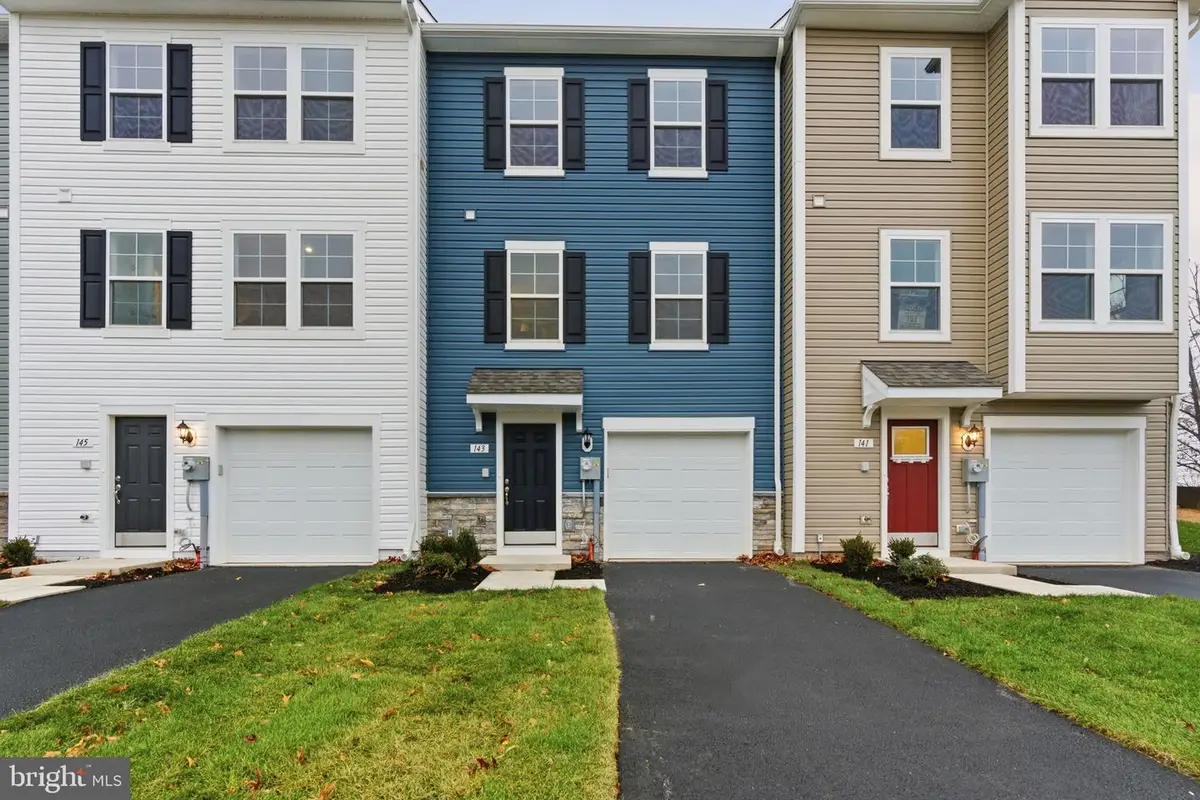 143 Homestead Dr, Hanover, PA 17331 - Image #1