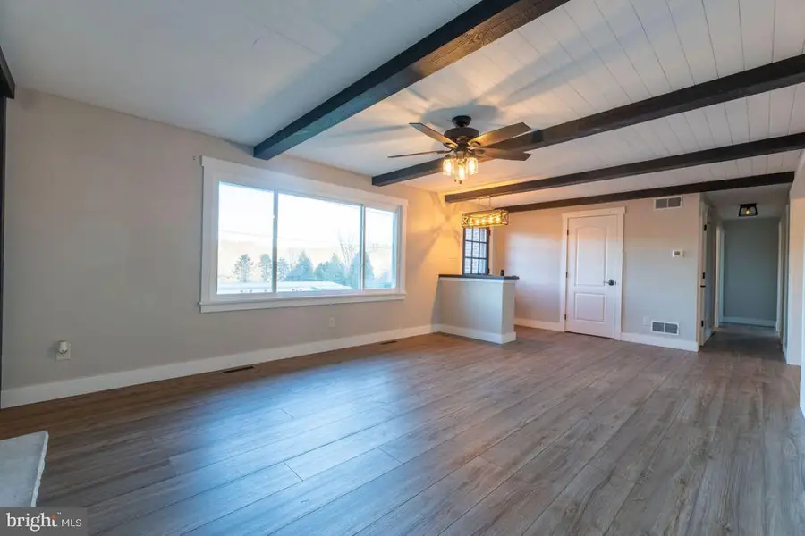 2674 Seven Valleys Rd, Seven Valleys, PA 17360 - Image #3