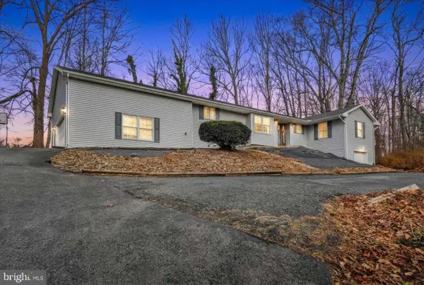 92 Byron Nelson Cir, ETTERS, PA 17319