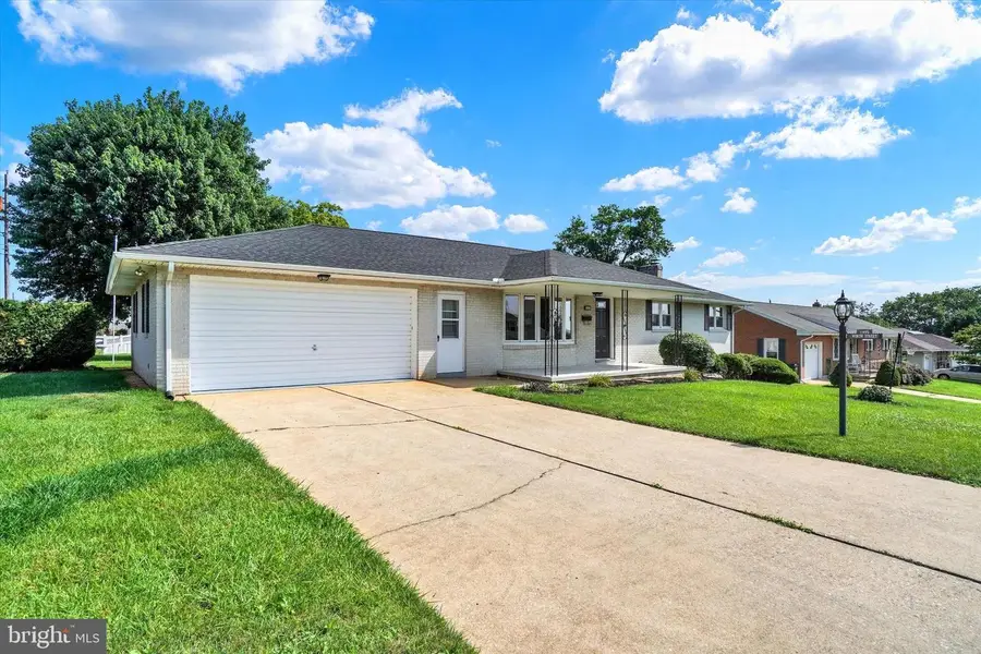 1995 Worth St, York, PA 17404 - Image #3