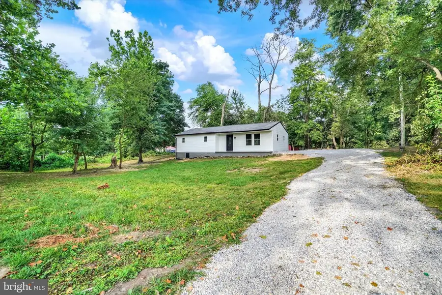 761 2nd Ave, Manchester, PA 17345 - Image #2